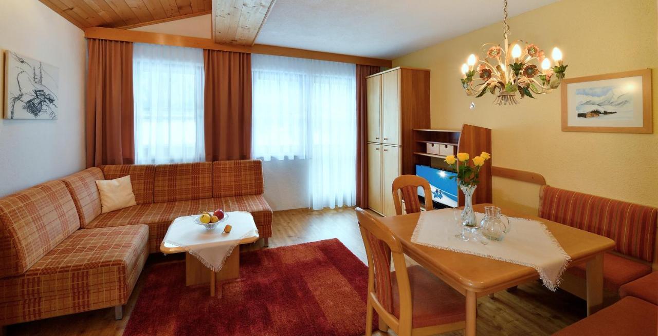 Bed and Breakfast Haus Christaldo St. Anton am Arlberg Exterior foto