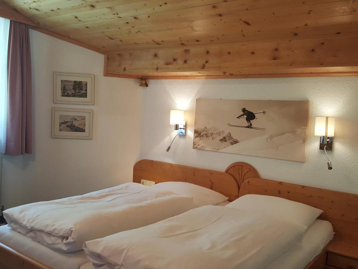 Bed and Breakfast Haus Christaldo St. Anton am Arlberg Exterior foto